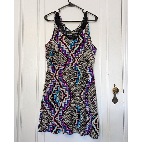Robe Xhilaration Junior – Imprimé Azteque Bleu Nuit, Taille XS, Sans Manches